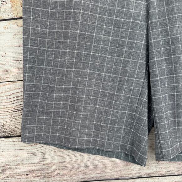 Nike Golf Tour Performance Golf Shorts Men's Size 34 Gray/White Dri Fit - Picture 3 of 10